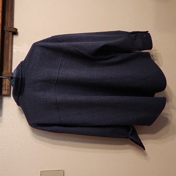 Jacket - Picture 4 of 8